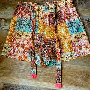 Johnny Was Tied Textile Shorts